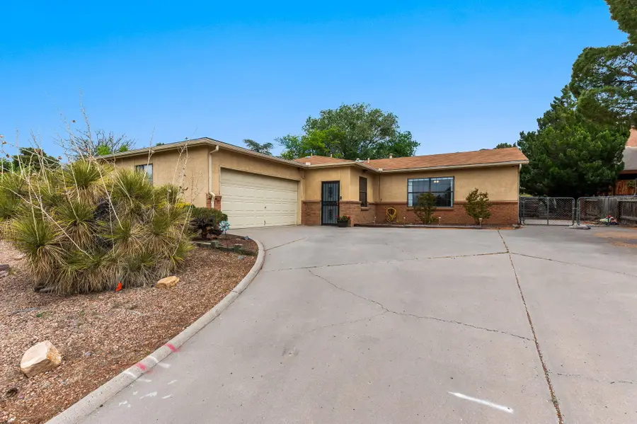 1132 Hupmobile Drive Ne, Albuquerque, NM 87123 - #2