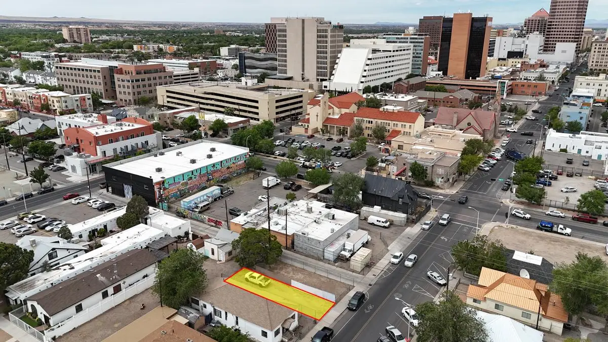 517 3rd Street Sw, Albuquerque, NM 87102 - #1