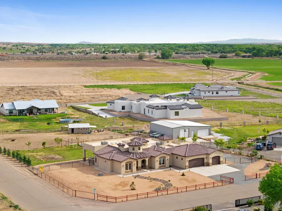 802 Holstein Court Sw, Albuquerque, NM 87105 - #3