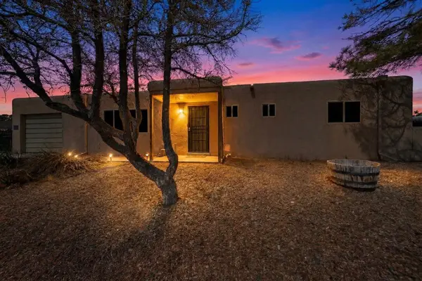 803 Gral Trevino Drive Se, Rio Rancho, NM 87124