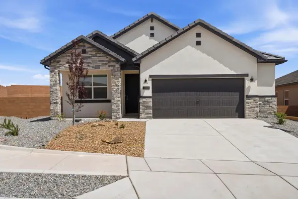 4301 Mountain Trail Loop Ne, Rio Rancho, NM 87144