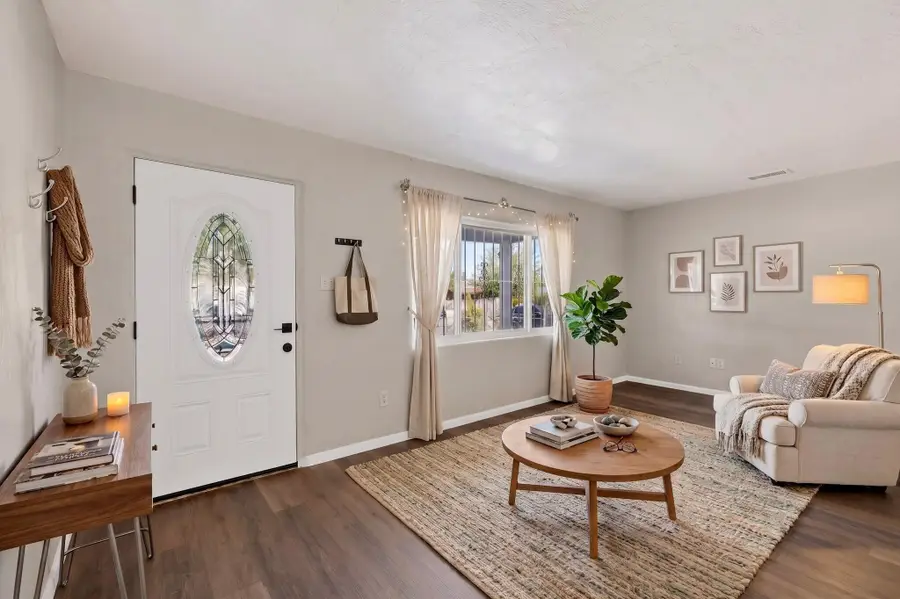 324 General Patch Street Ne, Albuquerque, NM 87123 - #3