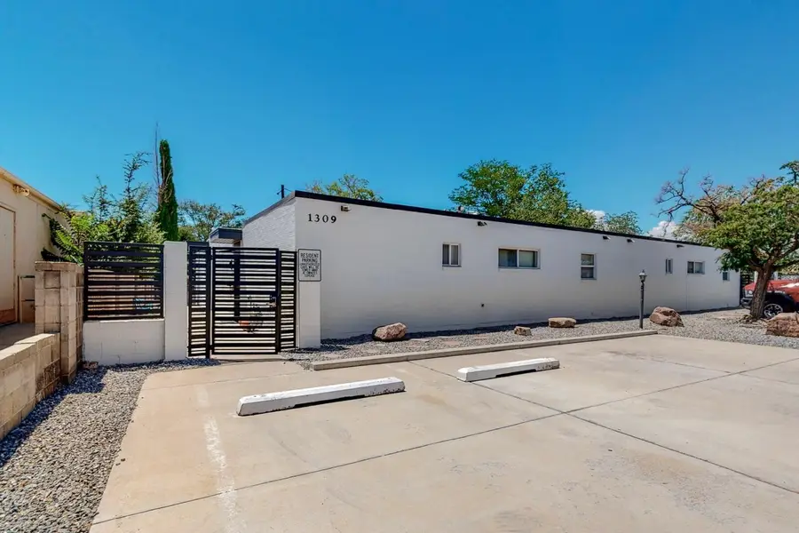 1309 Virginia Street Ne, Albuquerque, NM 87110 - #2