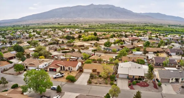 1992 Roanoke Drive Ne, Rio Rancho, NM 87144