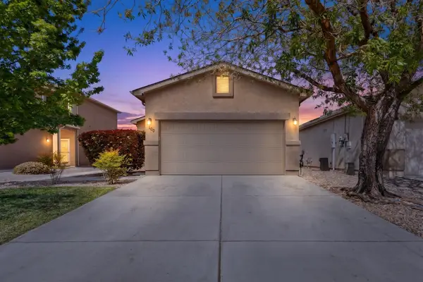 1305 Desert Paintbrush Loop Ne, Rio Rancho, NM 87144
