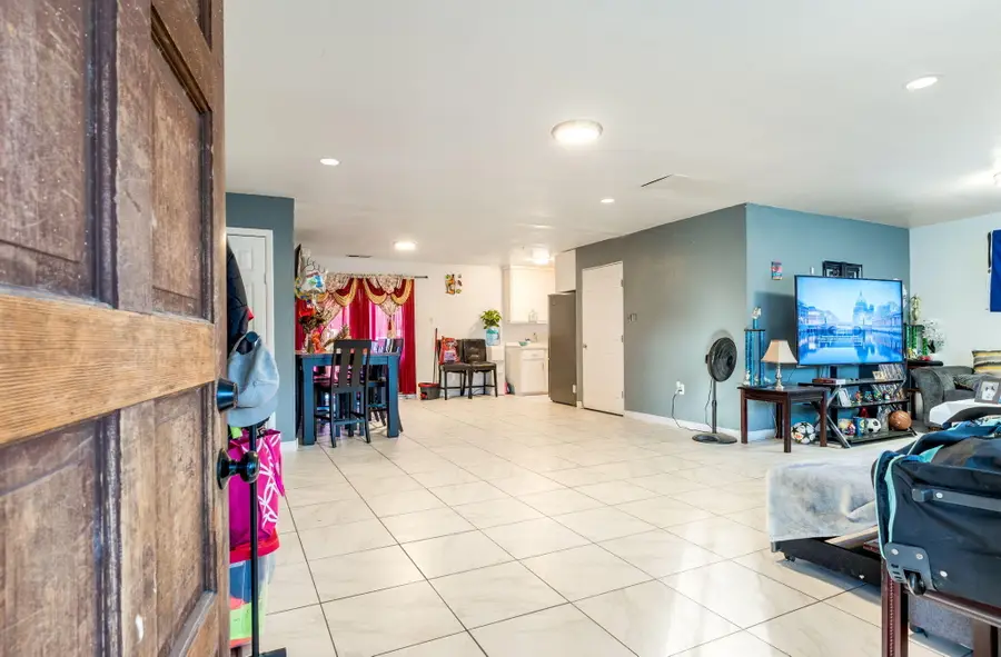 10021 Del Rey Road Sw, Albuquerque, NM 87121 - #3