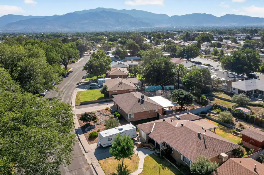 8724 Phoenix Avenue Ne, Albuquerque, NM 87112 - #2