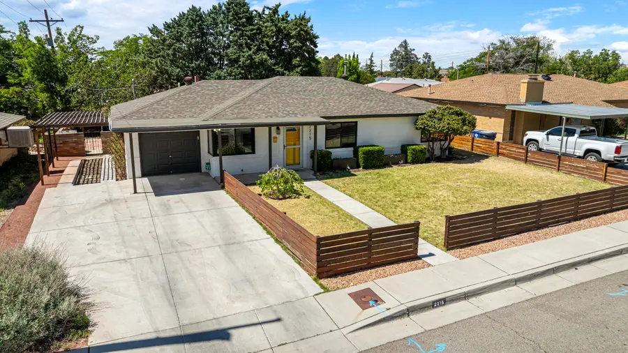 2215 Utah Street Ne, Albuquerque, NM 87110 - #2
