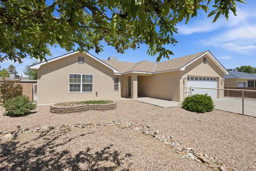 820 Theresa Drive, Belen, NM 87002 - #2