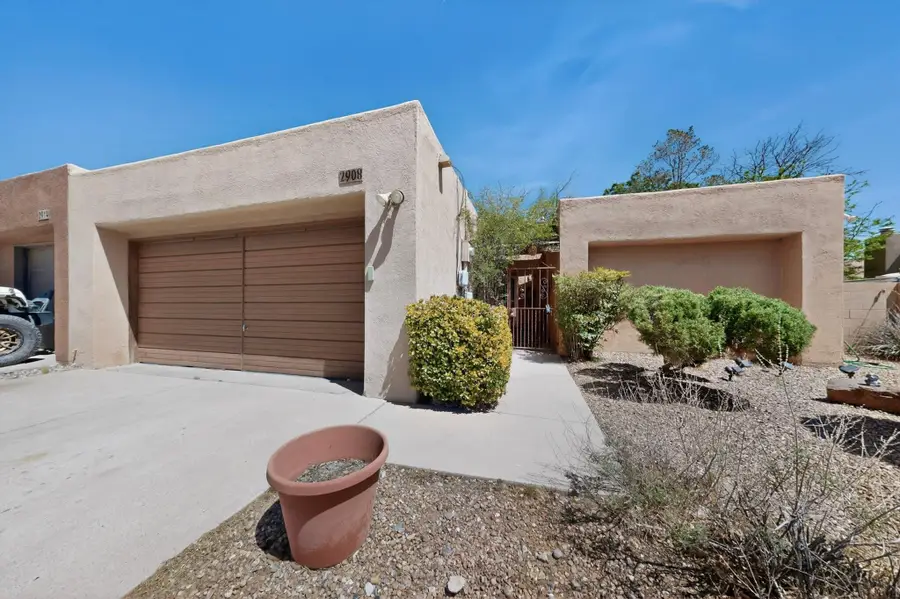 2908 Sol De Vida Nw, Albuquerque, NM 87120 - #2
