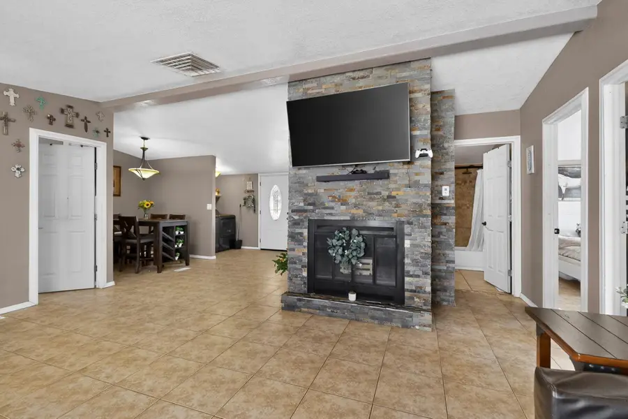 16 Cereza Circle, Los Lunas, NM 87031 - #3