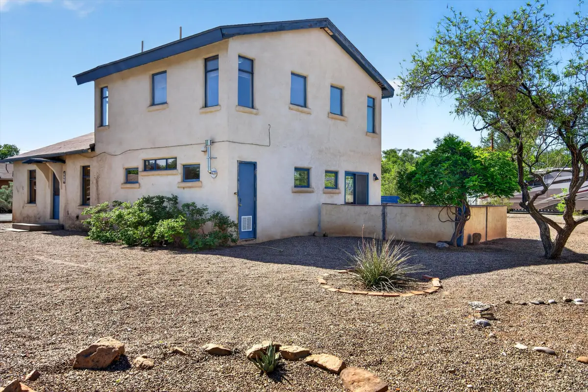836 Garden Road Sw, Albuquerque, NM 87105 - #1