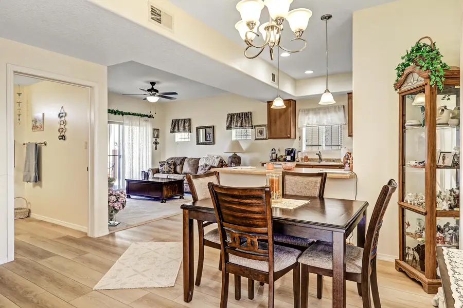 11032 Escensia Street Nw, Albuquerque, NM 87114 - #3