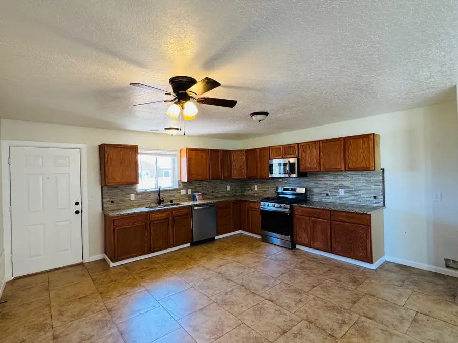 700 Santa Fe Avenue, Moriarty, NM 87035 - #3