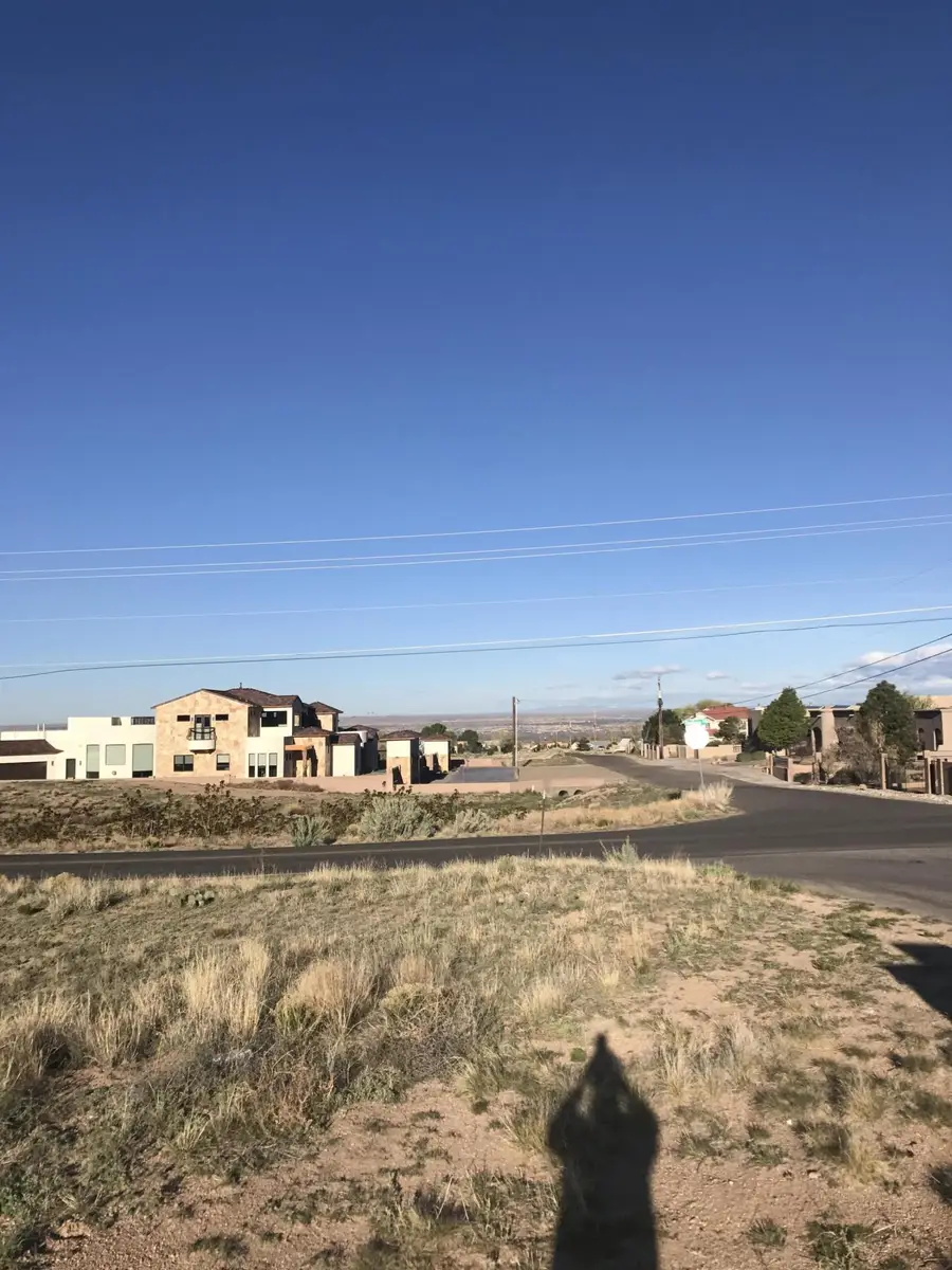 Eagle Rock Avenue Ne, Albuquerque, NM 87122 - #3
