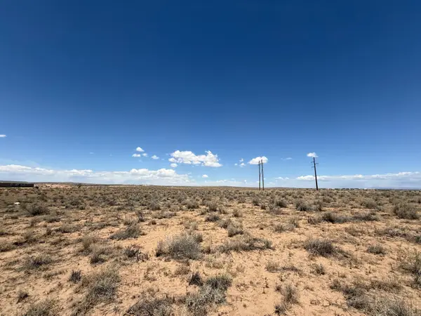 1917 Eucalyptus Road Ne, Rio Rancho, NM 87144