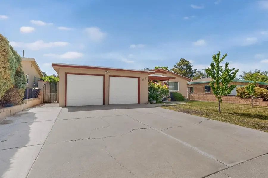1009 Chama Street Ne, Albuquerque, NM 87110 - #3