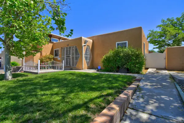 704 Vassar Drive Se, Albuquerque, NM 87106