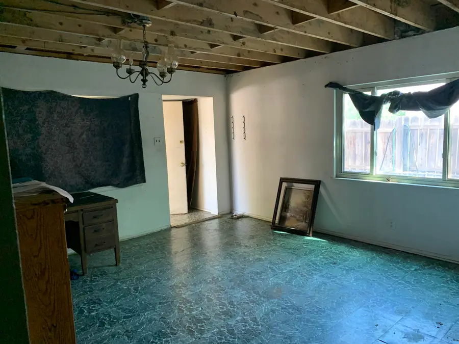 1705 Utah Street Ne, Albuquerque, NM 87110 - #2