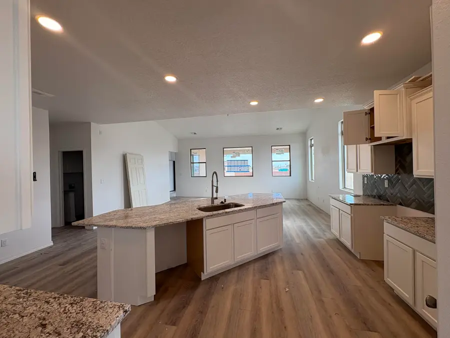 2026 De Kooning Avenue Se, Albuquerque, NM 87106 - #3