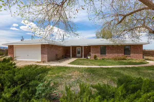 31 Dunkin Road, Edgewood, NM 87015
