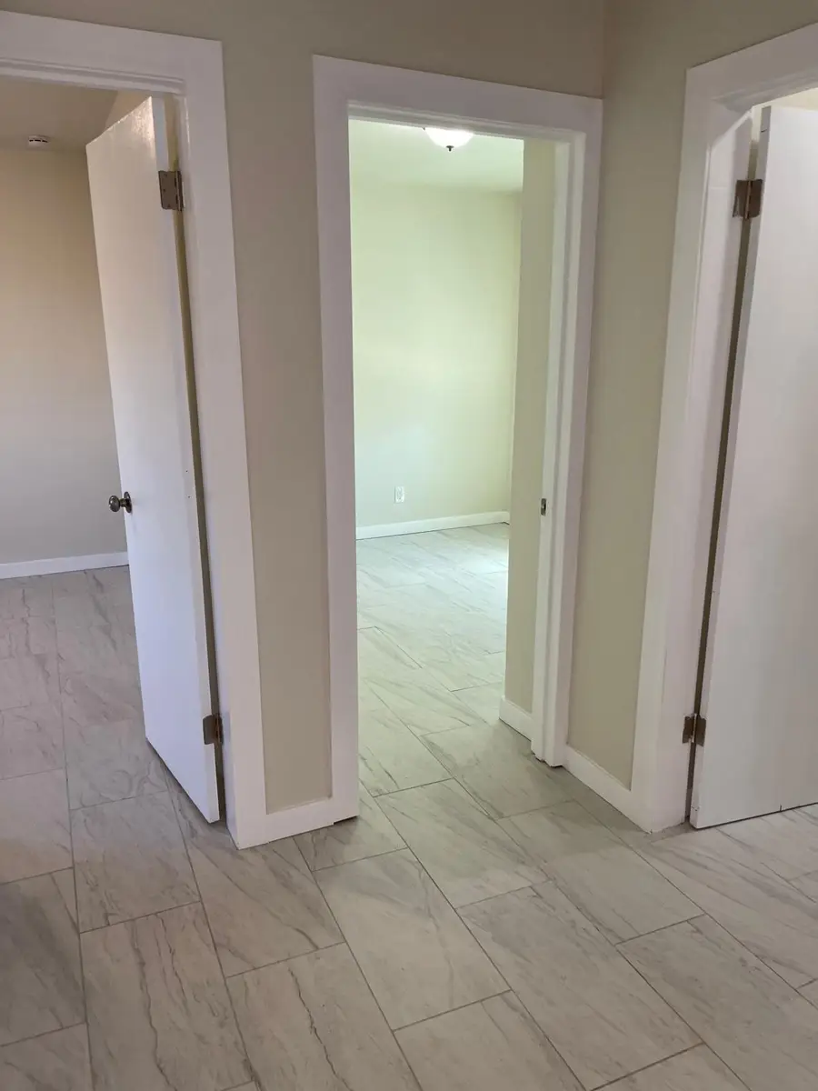 509 Freeman Avenue Nw, Albuquerque, NM 87107 - #3