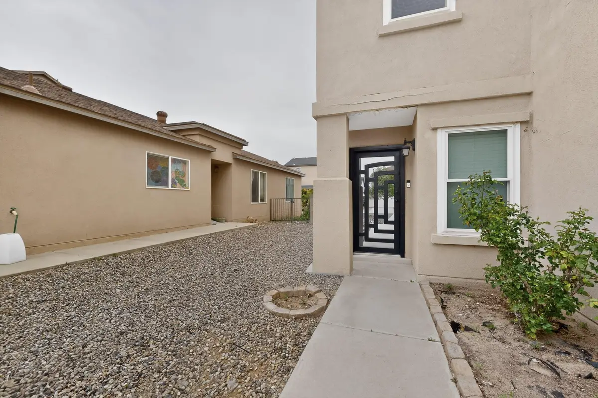 8805 Sawgrass Place Nw, Albuquerque, NM 87121 - #1