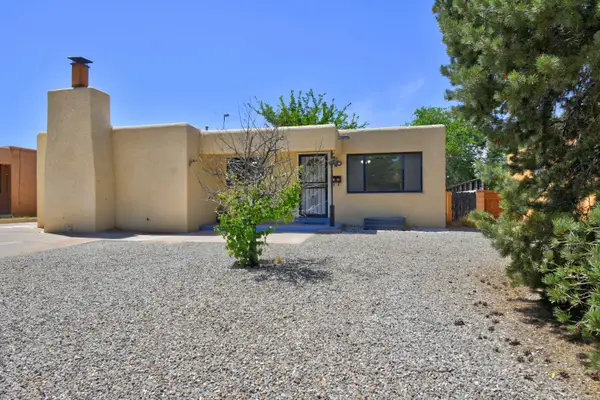 1833 Illinois Street Ne, Albuquerque, NM 87110