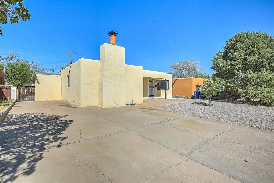 1833 Illinois Street Ne, Albuquerque, NM 87110 - #3