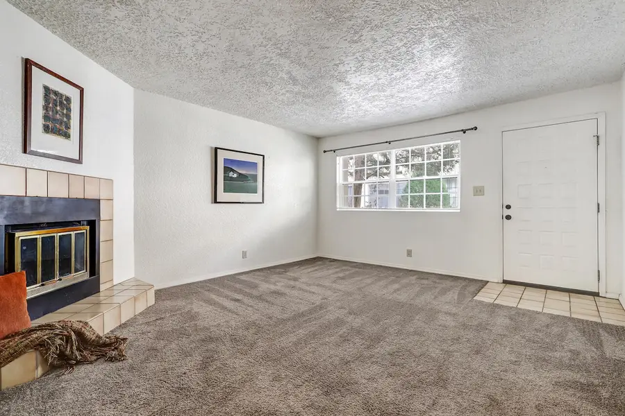 6041 Sequoia Road Nw #D-10, Albuquerque, NM 87120 - #3