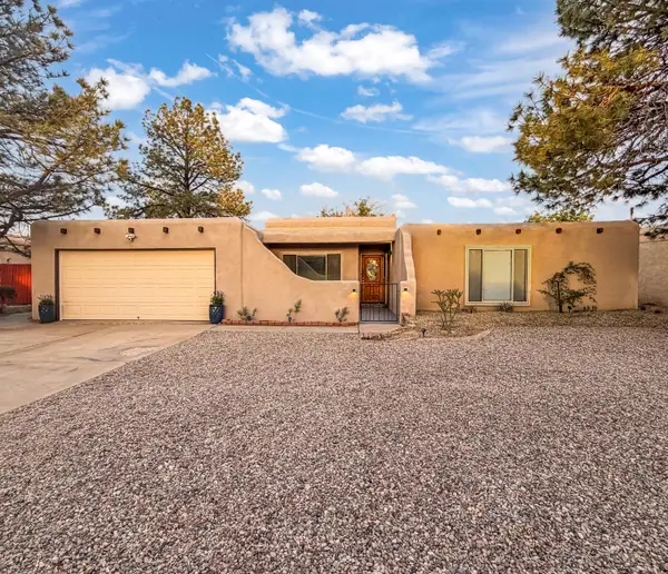 10108 La Paz Drive Nw, Albuquerque, NM 87114