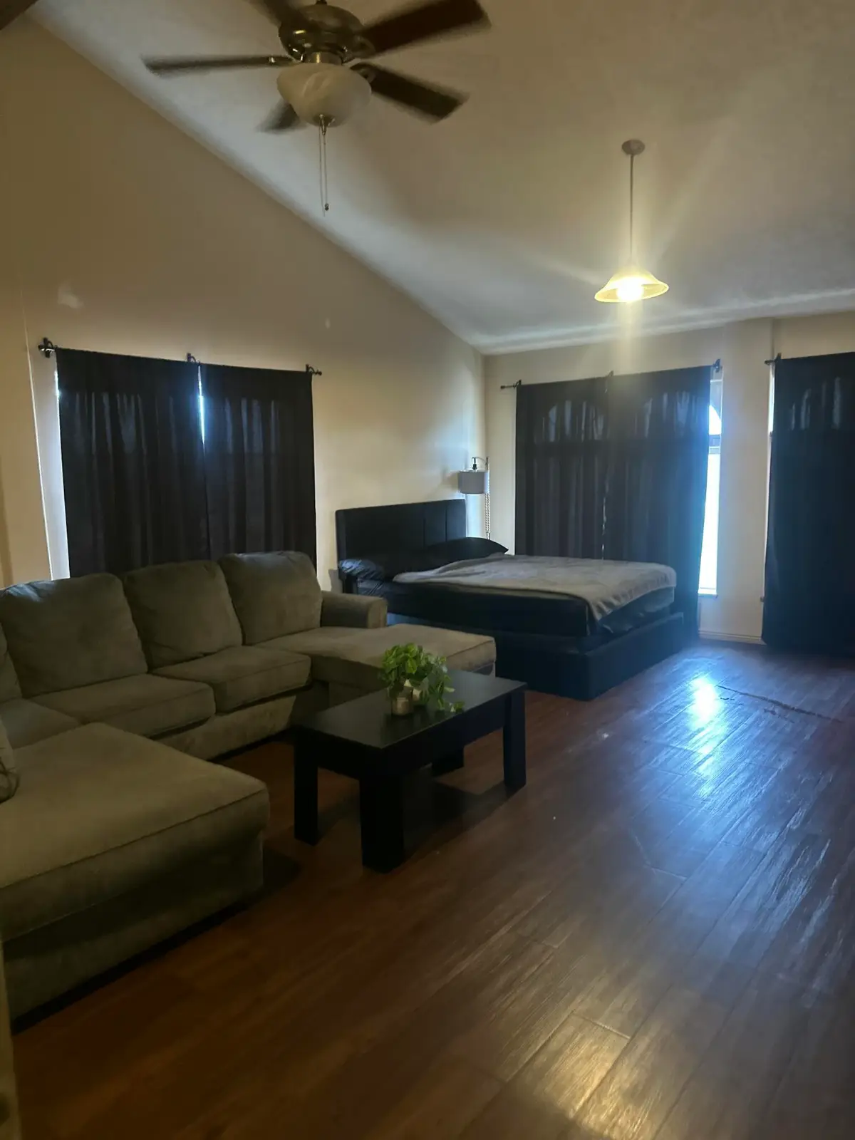 907 Foothill Drive Sw, Albuquerque, NM 87105 - #1