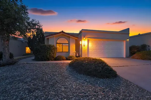 11033 Malaguena Lane Ne, Albuquerque, NM 87111