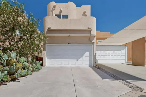 4627 Holiday Breeze Place Ne, Albuquerque, NM 87111