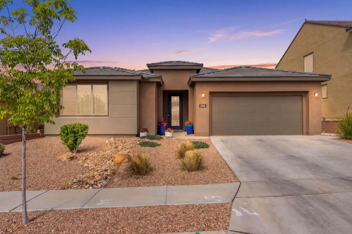 2745 Kings Canyon Loop Ne, Rio Rancho, NM 87144 - #1