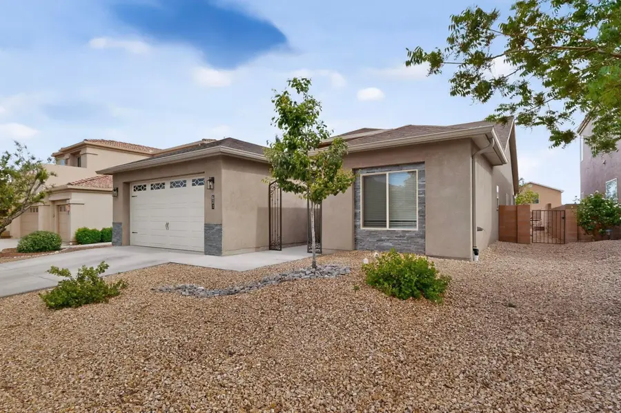 621 Primrose Avenue Sw, Los Lunas, NM 87031 - #3