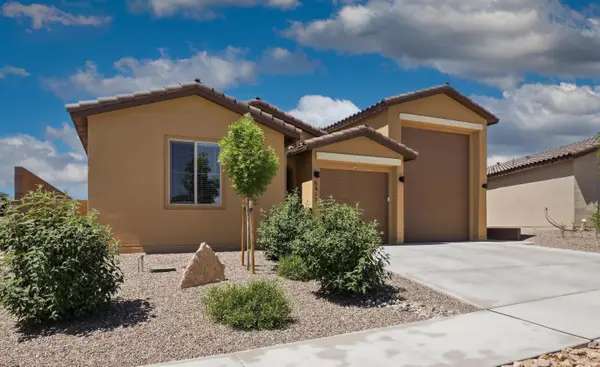 5417 Redtop Street Ne, Rio Rancho, NM 87144