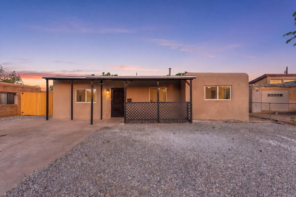 2507 Alvarado Drive Ne, Albuquerque, NM 87110 - #1