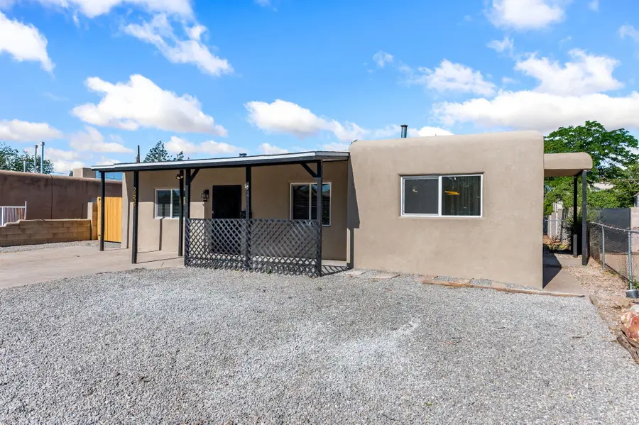 2507 Alvarado Drive Ne, Albuquerque, NM 87110 - #3