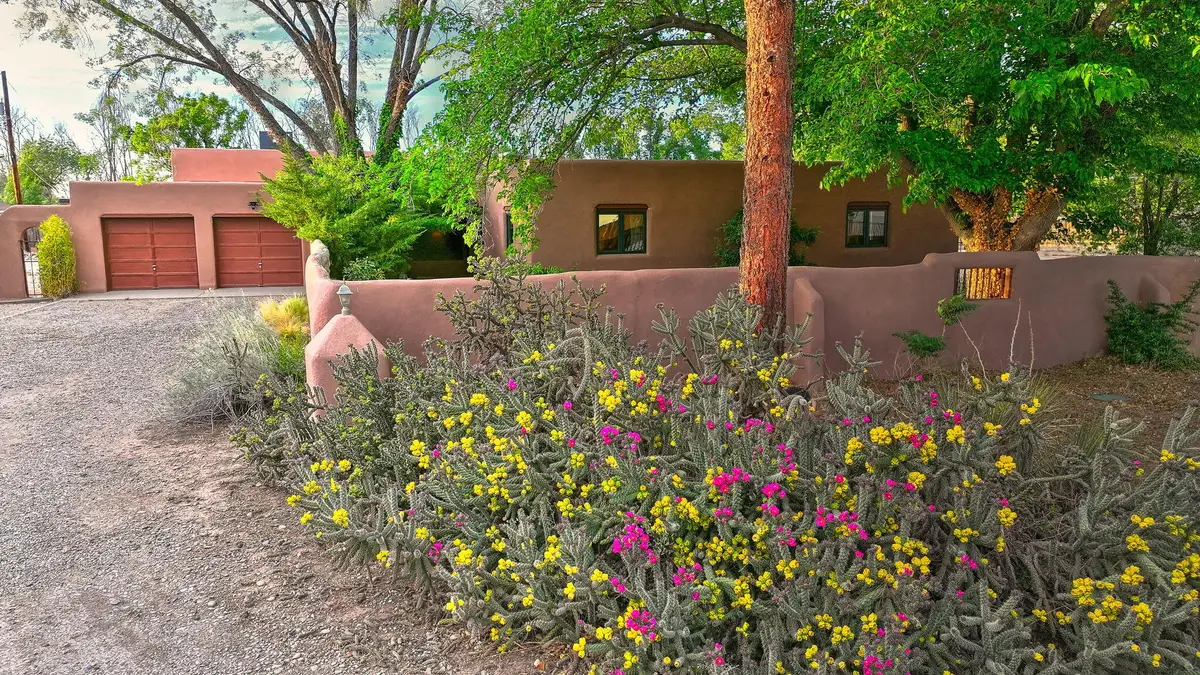 801 Sandia Road Nw, Albuquerque, NM 87107 - #1