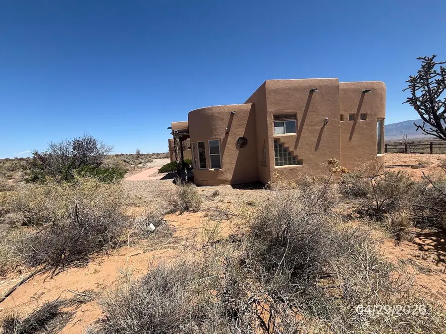 2010 Desert Avenue Ne, Rio Rancho, NM 87144 - #3