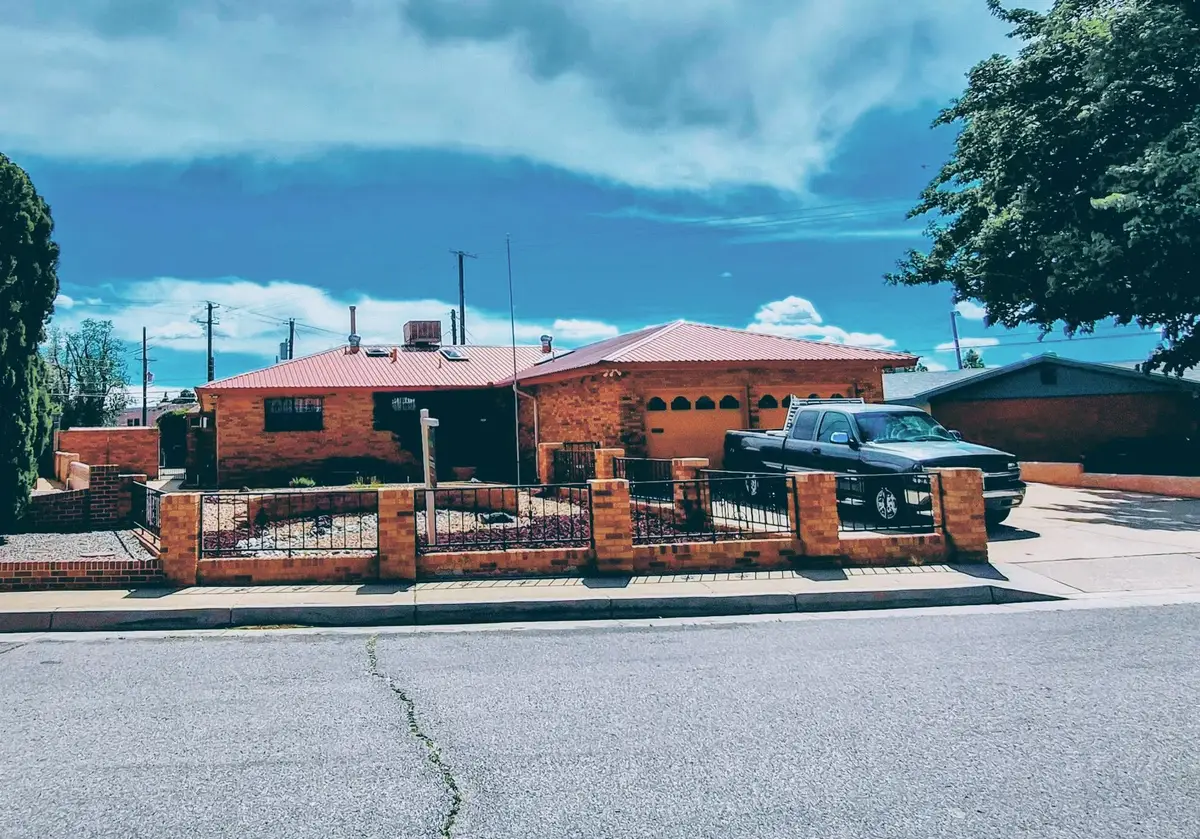 3804 Hilton Avenue Ne, Albuquerque, NM 87110 - #1