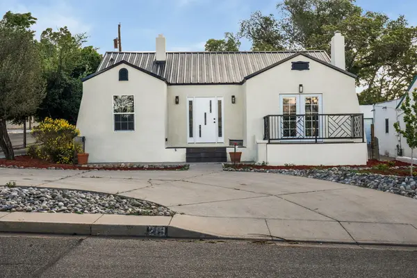 219 Solano Drive Se, Albuquerque, NM 87108