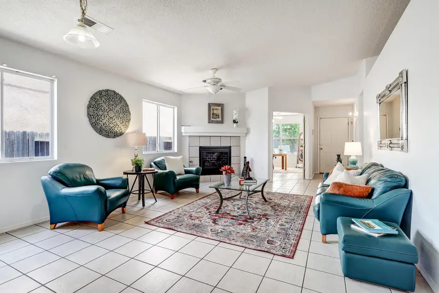 11209 Red Robin Road Sw, Albuquerque, NM 87121 - #3