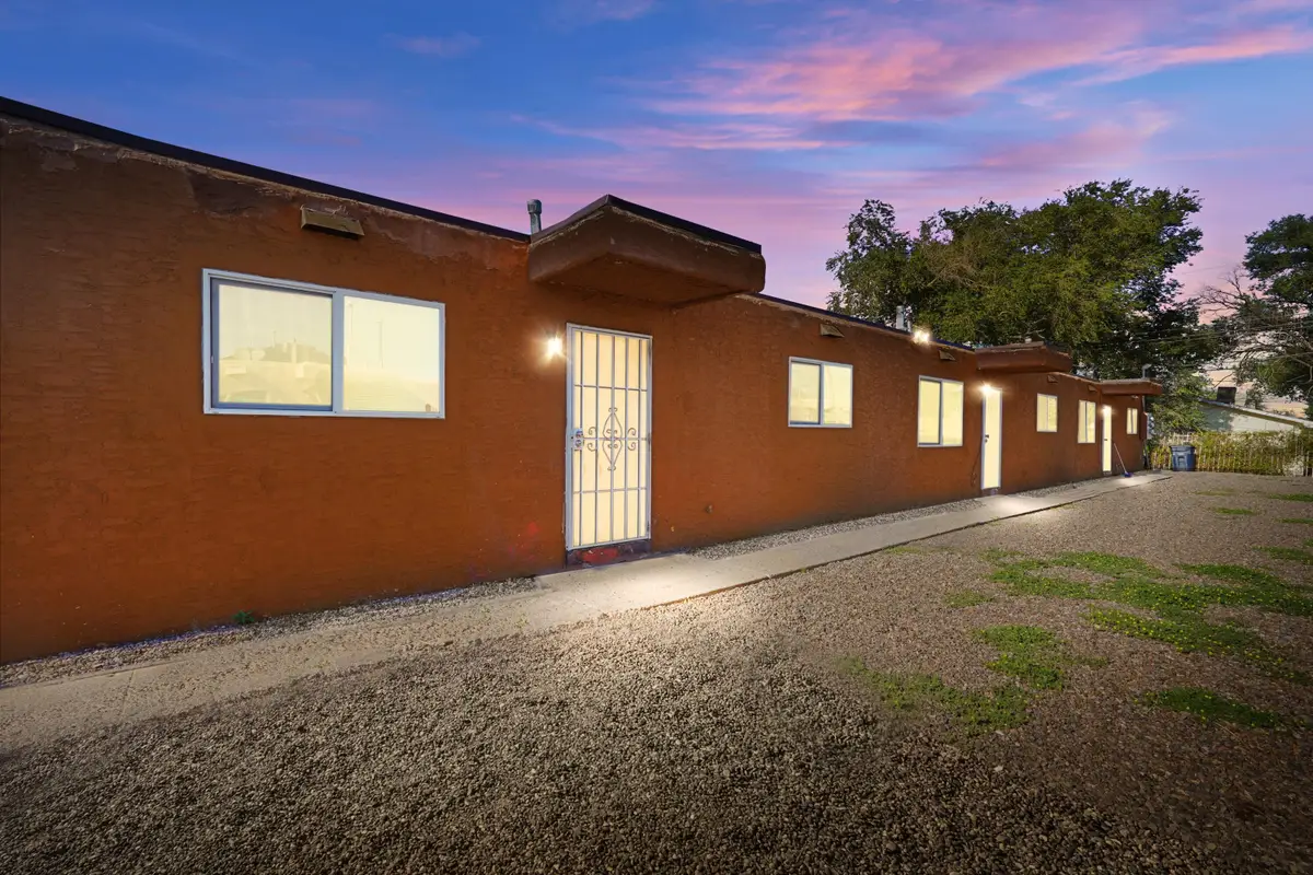 325 Tennessee Street Ne, Albuquerque, NM 87108 - #1