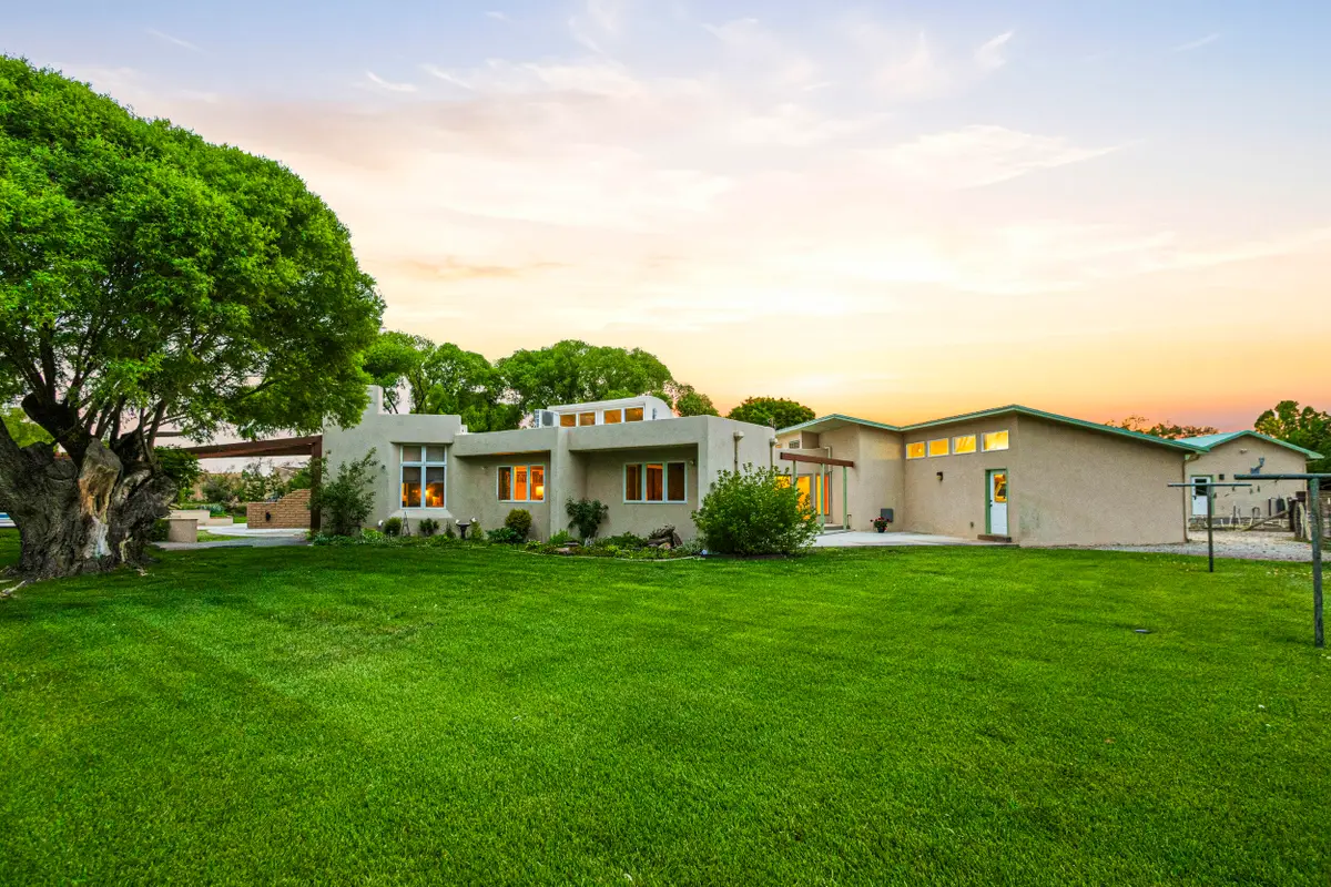 500 Calle De Wences, Los Lunas, NM 87031 - #1