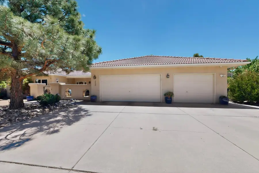2040 Calle Pajaro Azul Nw, Albuquerque, NM 87120 - #2