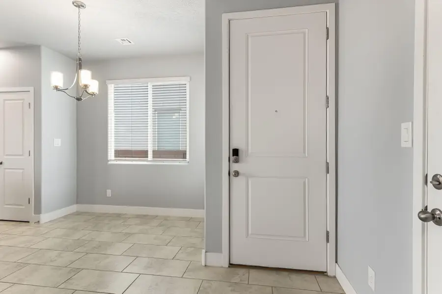 3617 Queen Court Ne, Rio Rancho, NM 87144 - #3