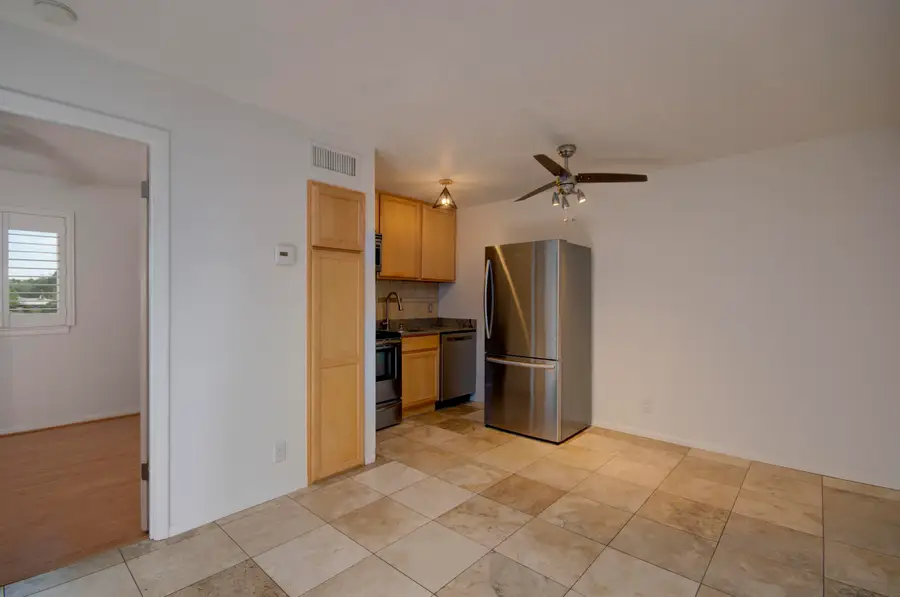 351 Washington Street Se #202, Albuquerque, NM 87108 - #3