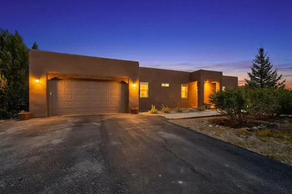 204 Dinkle Road, Edgewood, NM 87015